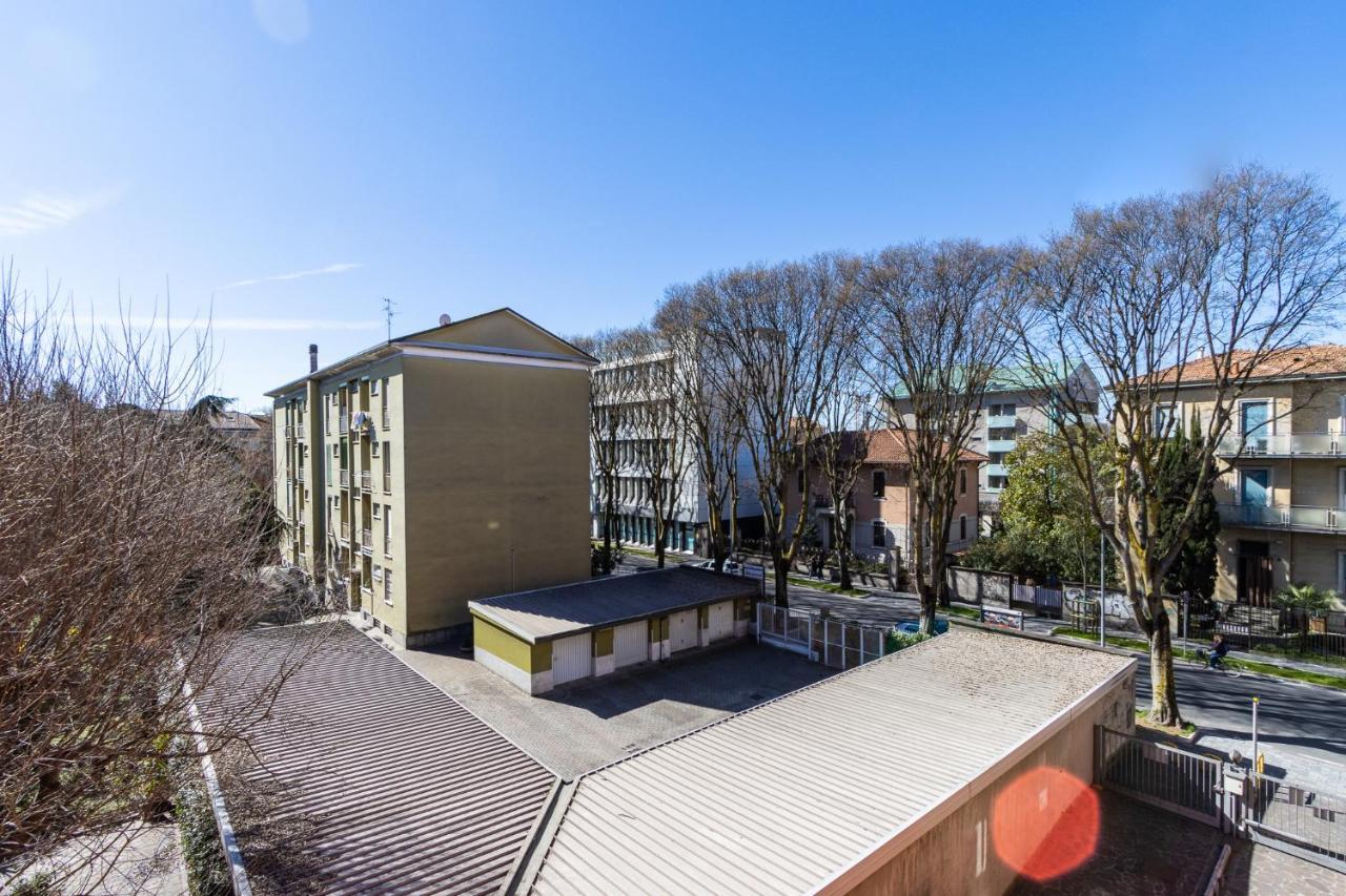 Apartamento Monza-Station Wi-Fi E Smart-Tv. Exterior foto